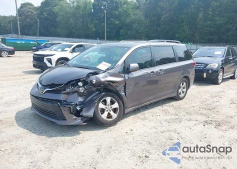 2020 Toyota Sienna Le from USA, damaged, VIN 5TDKZ3DC3LS070453